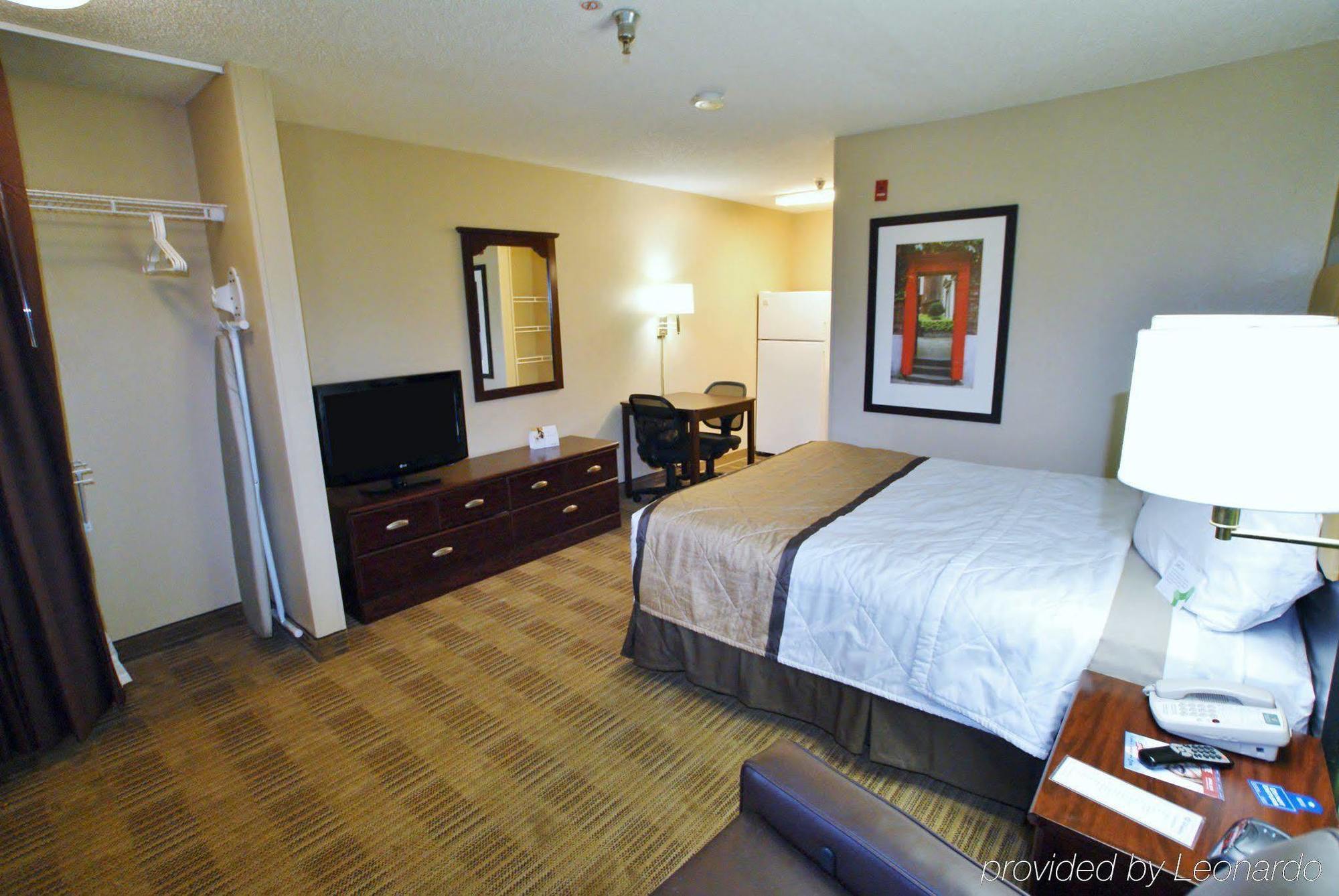 Extended Stay America Select Suites - Nashville - Airport Exterior photo
